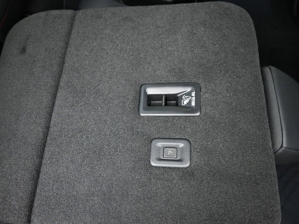 New 2026 Chevrolet Traverse RS image 11