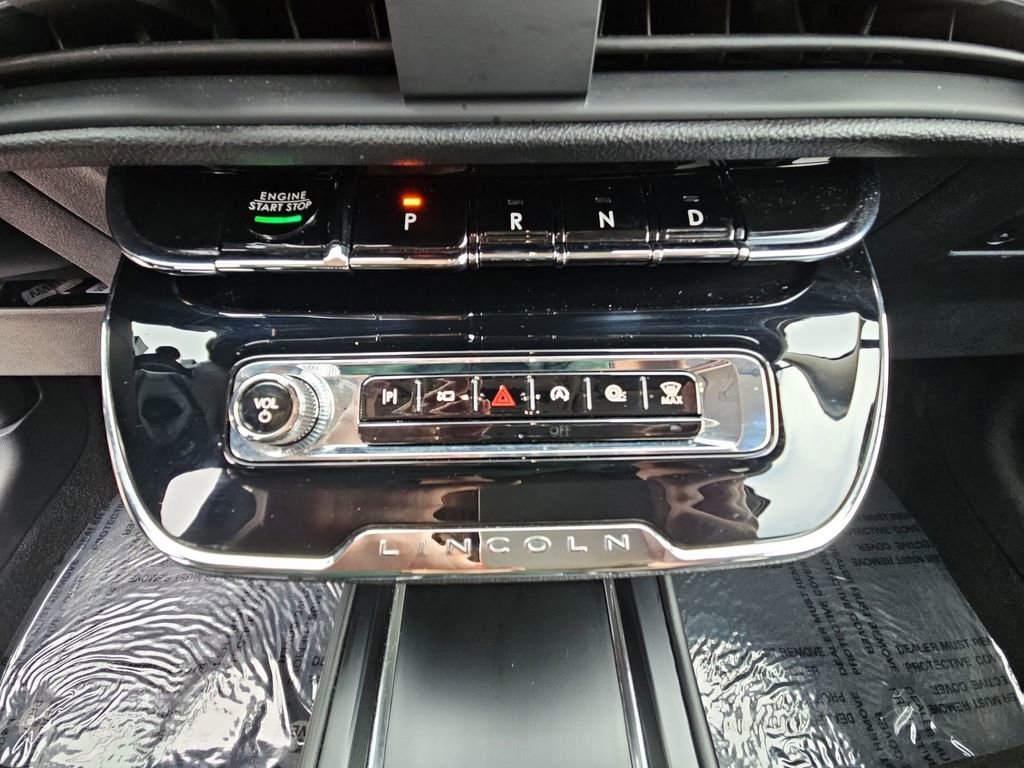Used 2023 Lincoln Corsair AWD w/ Equipment Group 102A image 21