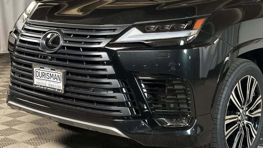 New 2026 Lexus LX 600 4WD w/ Luxury Package image 3