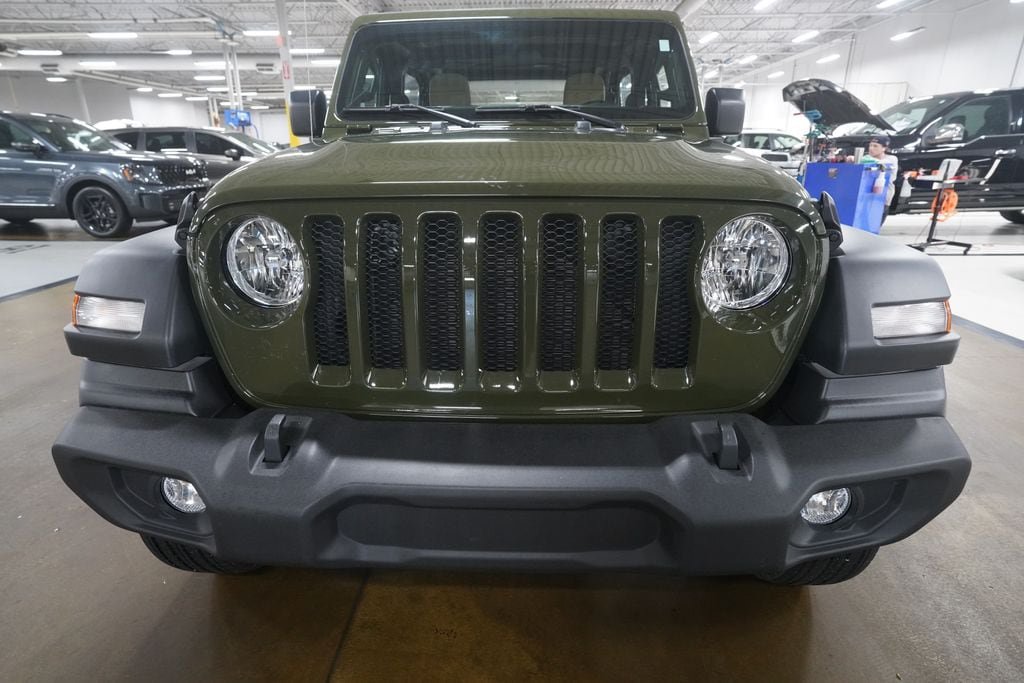 Used 2021 Jeep Wrangler Sport AWD/4WD image 20