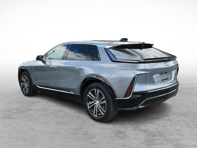 Certified 2024 Cadillac Lyriq Luxury w/ LPO, Floor Liner Package RWD image 6