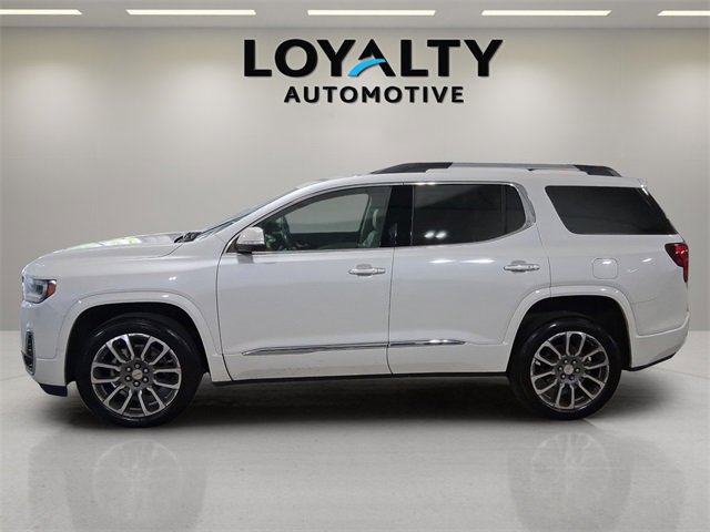 Used 2022 GMC Acadia Denali w/ Denali Technology Package image 2