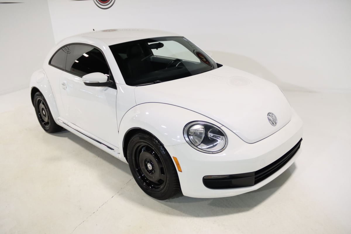 Used 2012 Volkswagen Beetle 2.5 image 6