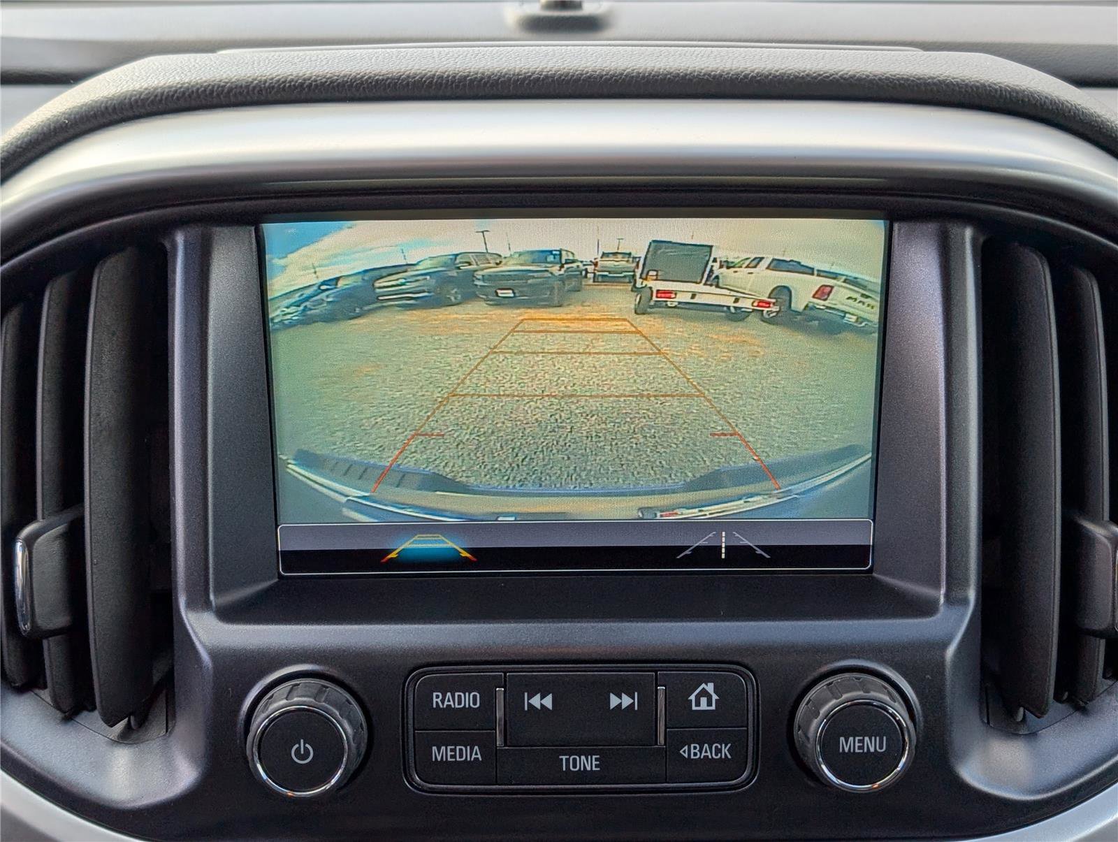 Used 2018 Chevrolet Colorado LT image 21