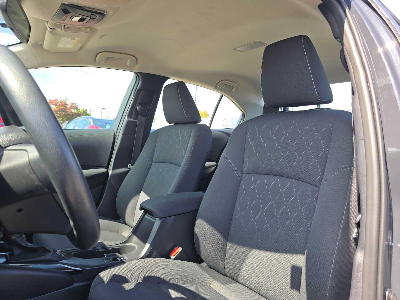 Certified 2025 Toyota Corolla LE FWD image 24