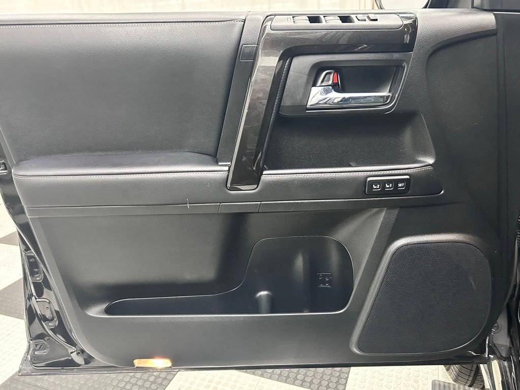 Used 2021 Toyota 4Runner Nightshade image 9