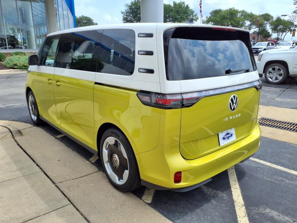New 2025 Volkswagen ID. Buzz Pro S Plus image 5