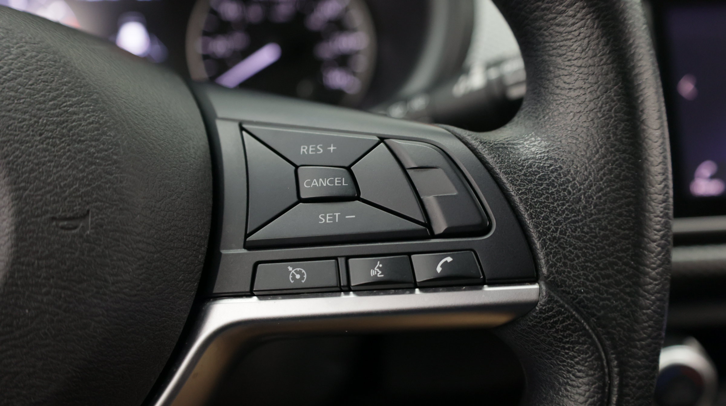 Used 2020 Nissan Kicks SV FWD image 21