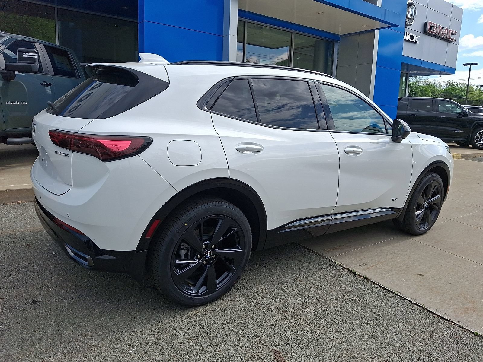 New 2026 Buick Envision Sport Touring AWD/4WD image 6