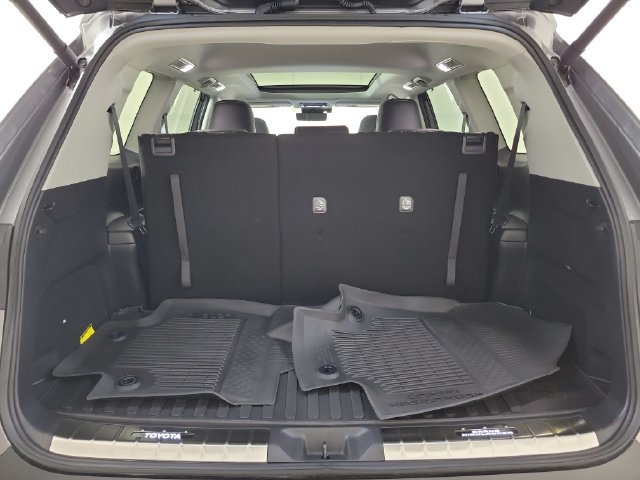 Certified 2026 Toyota Grand Highlander AWD image 10