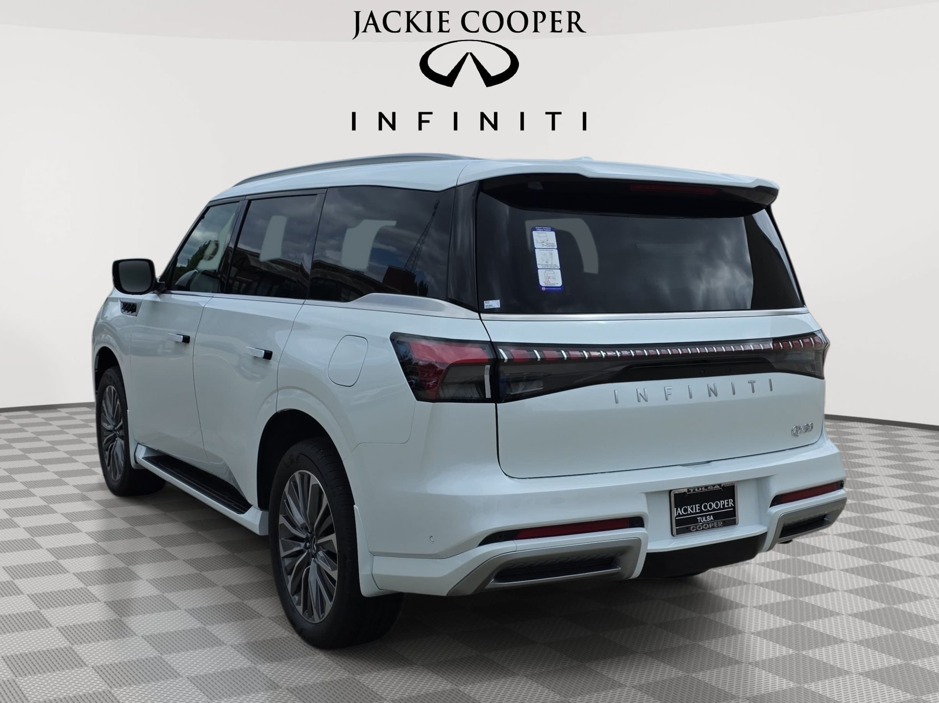 New 2026 INFINITI QX80 Luxe w/ Cargo Package RWD image 7