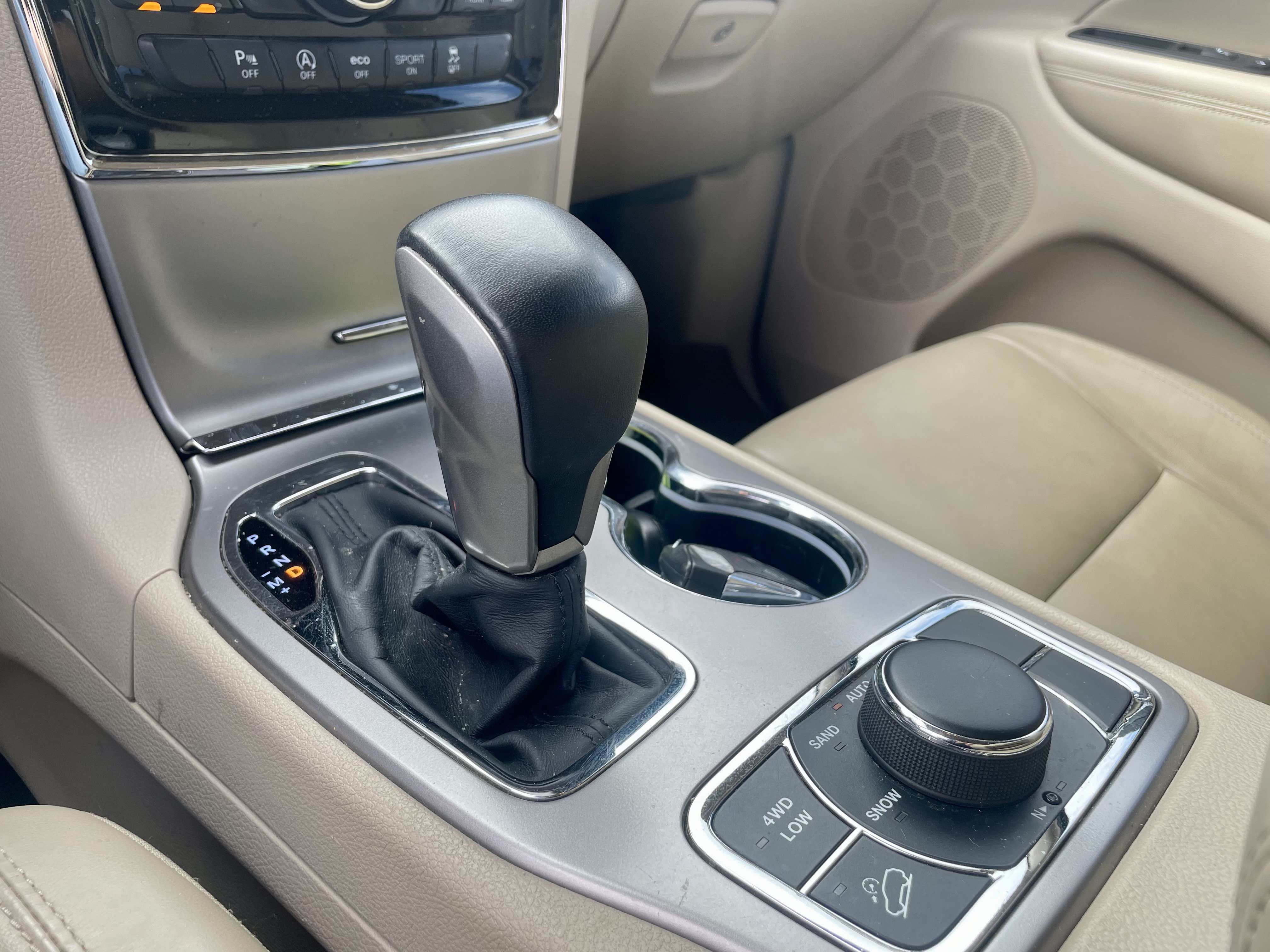 Used 2019 Jeep Grand Cherokee Limited AWD/4WD image 20