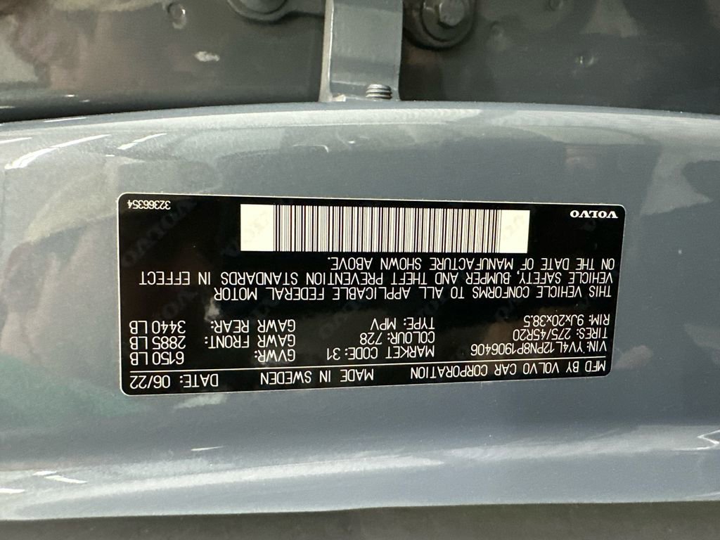 Used 2023 Volvo XC90 B5 Plus image 36
