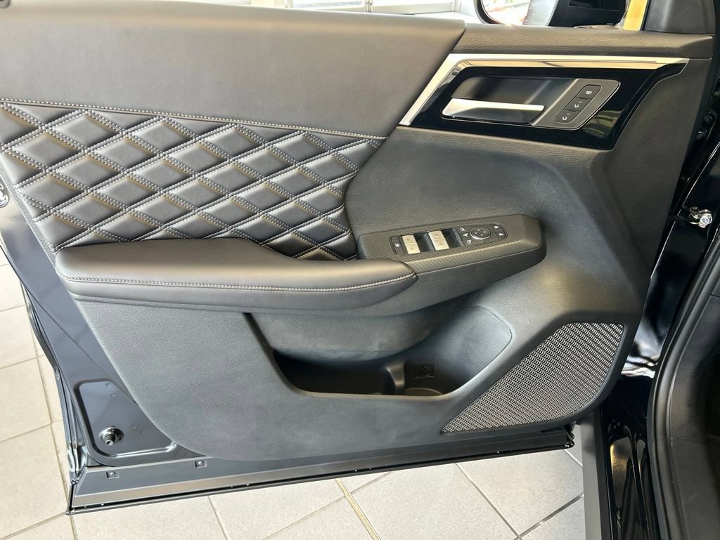 New 2026 Nissan Rogue Platinum AWD/4WD image 18