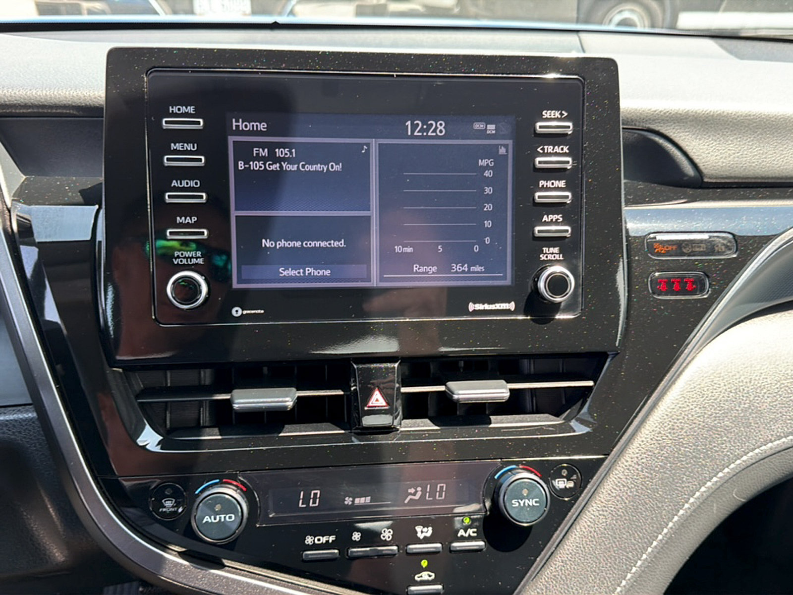 Used 2024 Toyota Camry SE FWD image 16