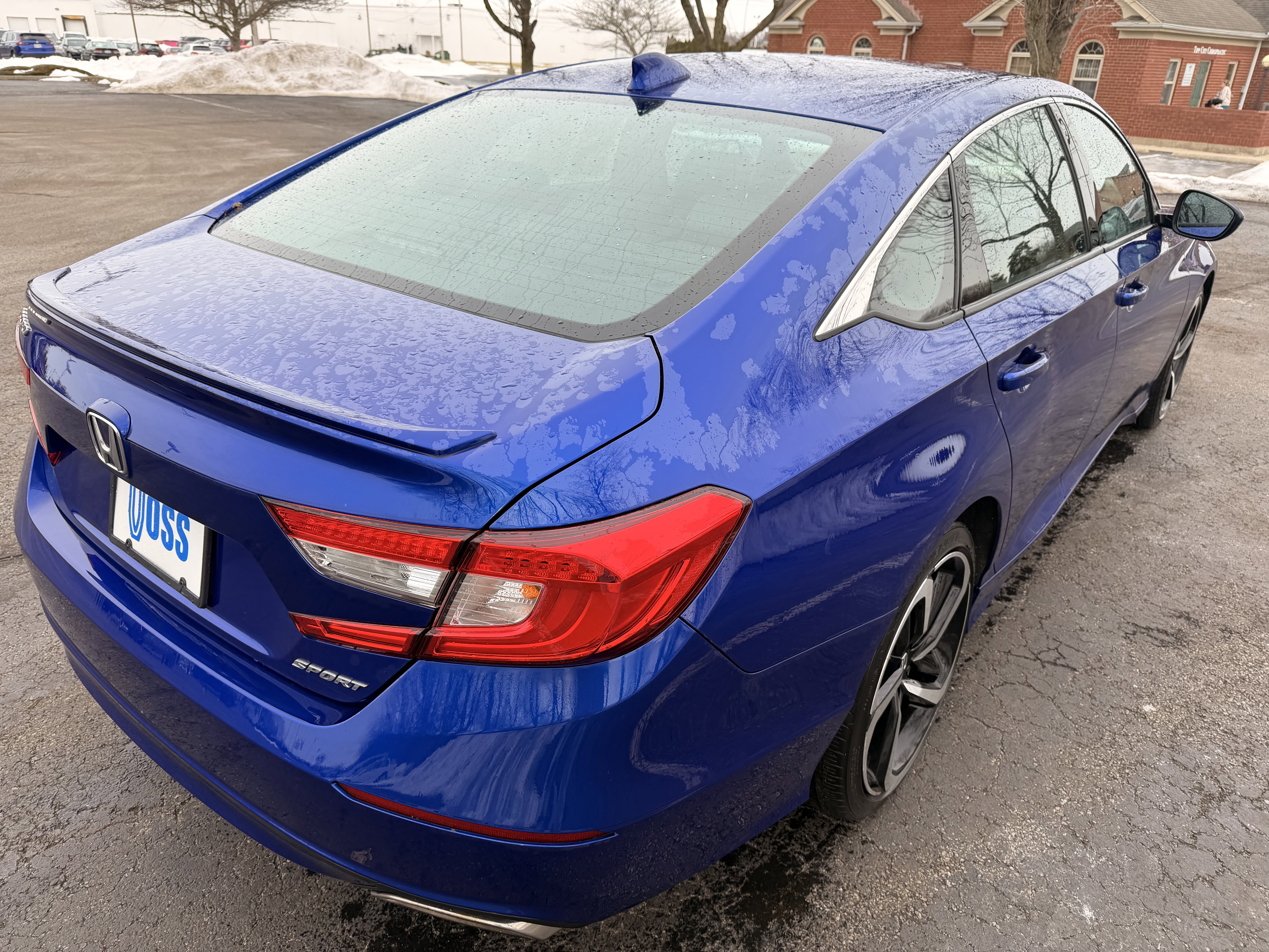 Used 2020 Honda Accord Sport image 3