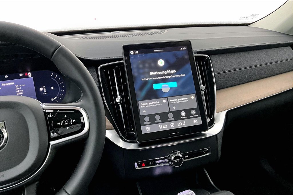 New 2026 Volvo XC90 B6 Plus AWD/4WD image 16