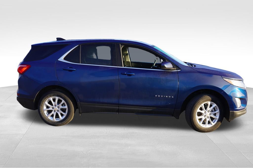 Used 2020 Chevrolet Equinox LT image 2