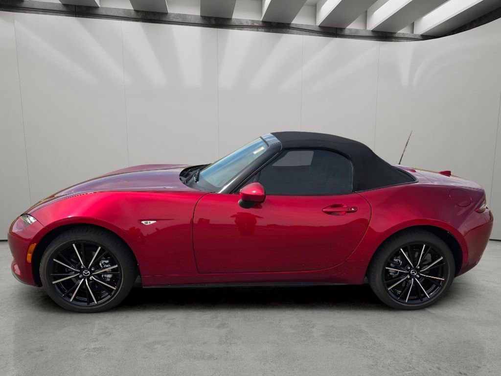 Used 2025 MAZDA MX-5 Miata Grand Touring w/ Weather Package image 3
