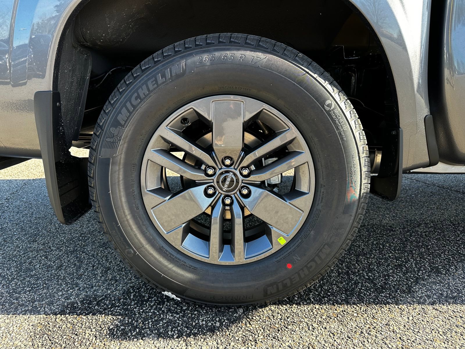 New 2026 Nissan Frontier SV w/ SV Convenience Package image 17