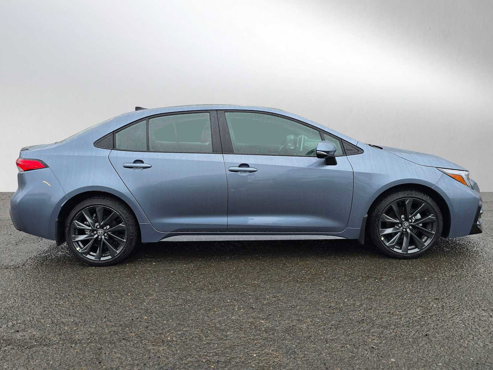 Certified 2025 Toyota Corolla SE image 2