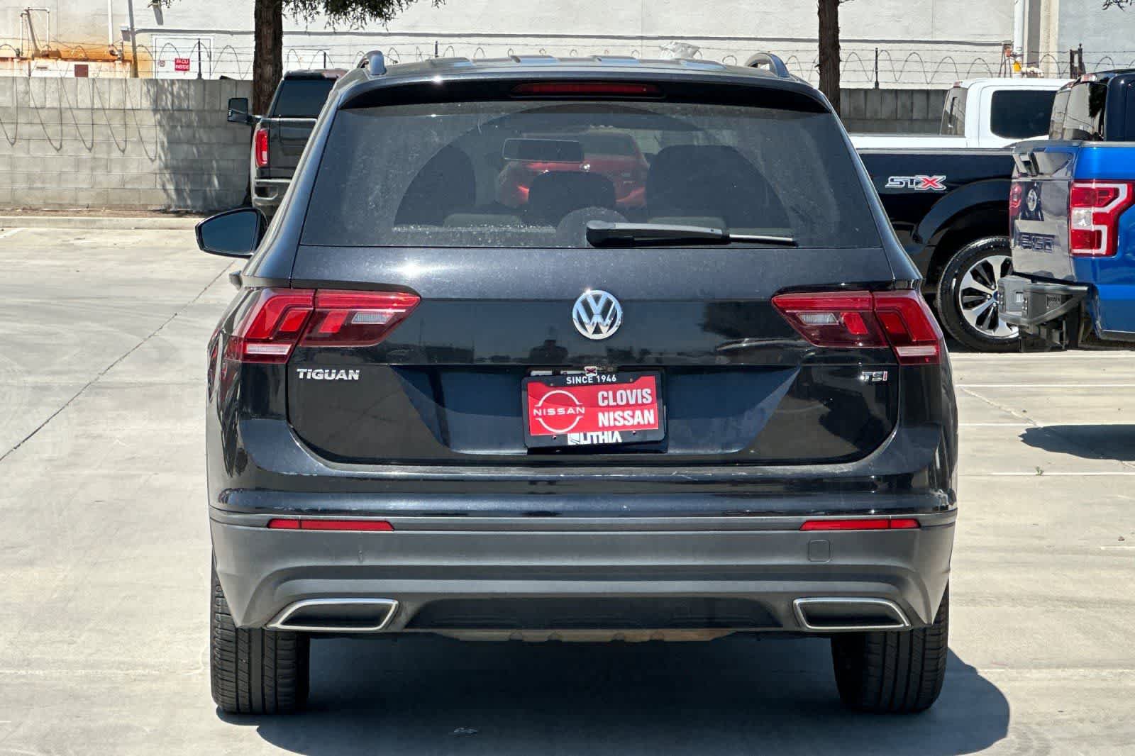 Used 2018 Volkswagen Tiguan S FWD image 8