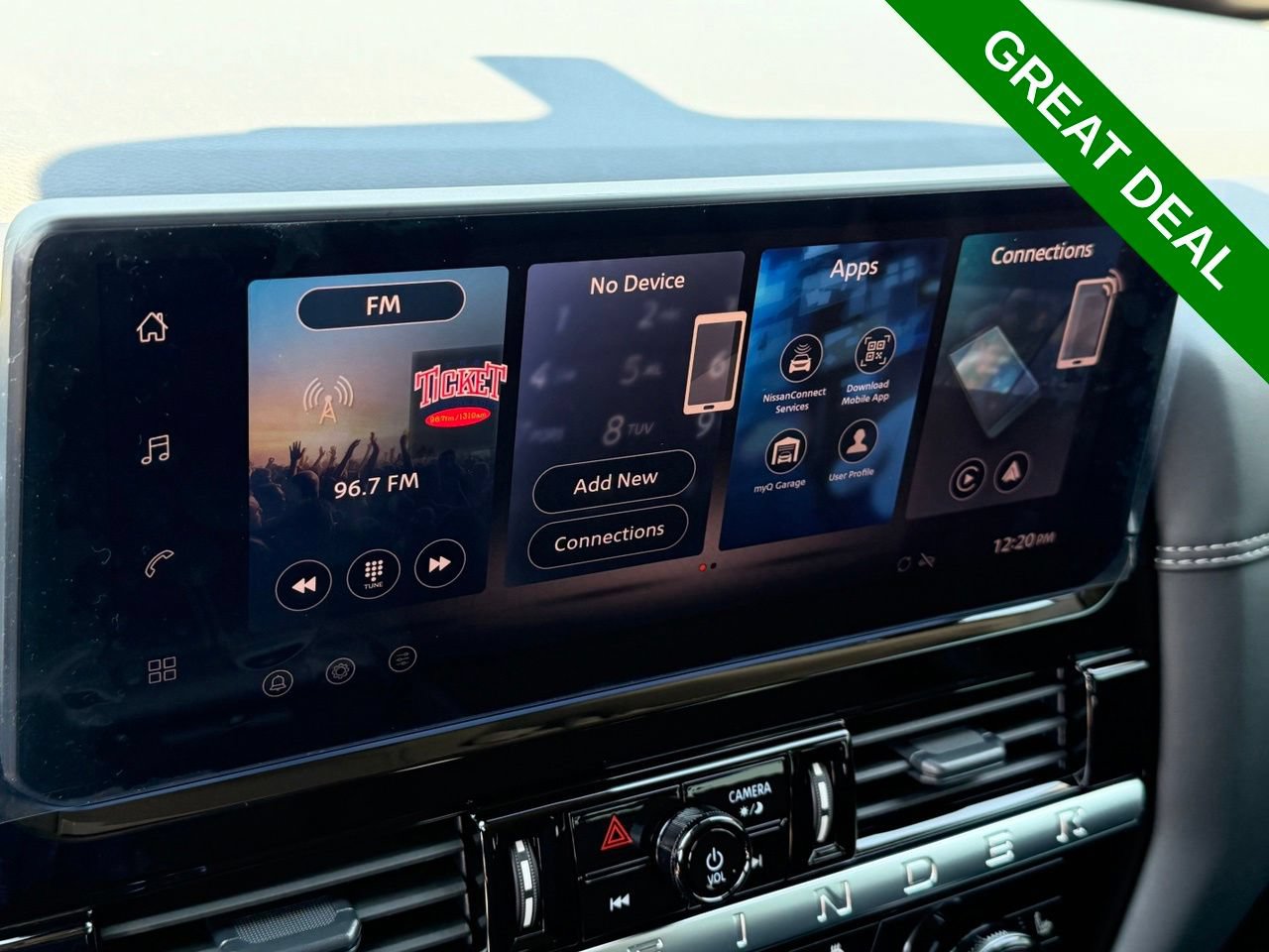 Used 2026 Nissan Pathfinder Platinum w/ Cargo Package FWD image 24