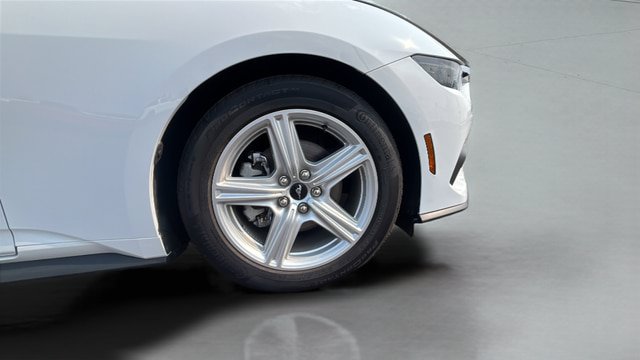 Certified 2026 Ford Mustang Premium RWD image 28