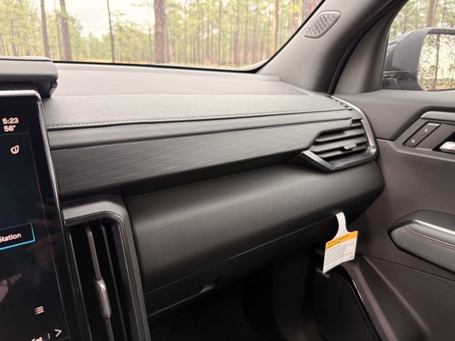 New 2026 GMC Acadia AT4 w/ Luxury Package image 22