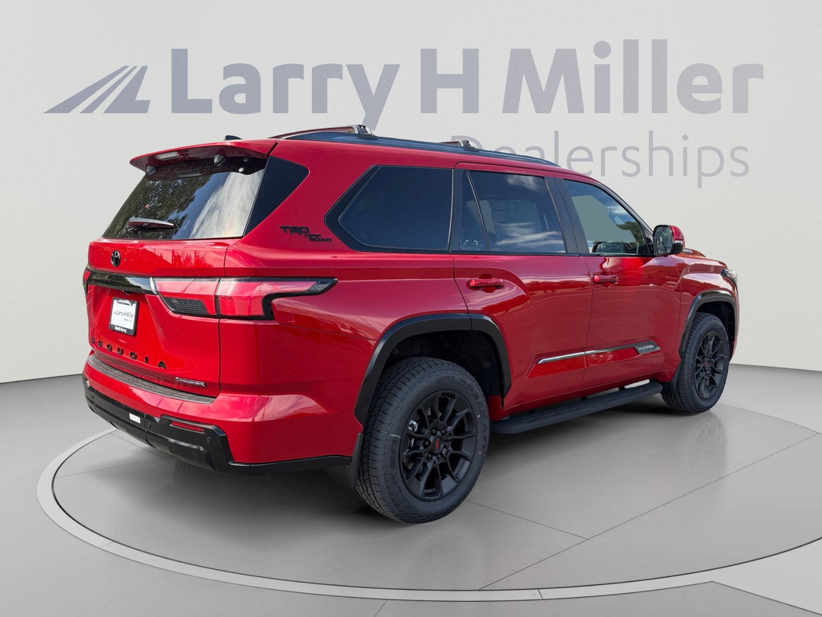 New 2026 Toyota Sequoia Platinum w/ TRD Off-Road Package AWD/4WD image 5