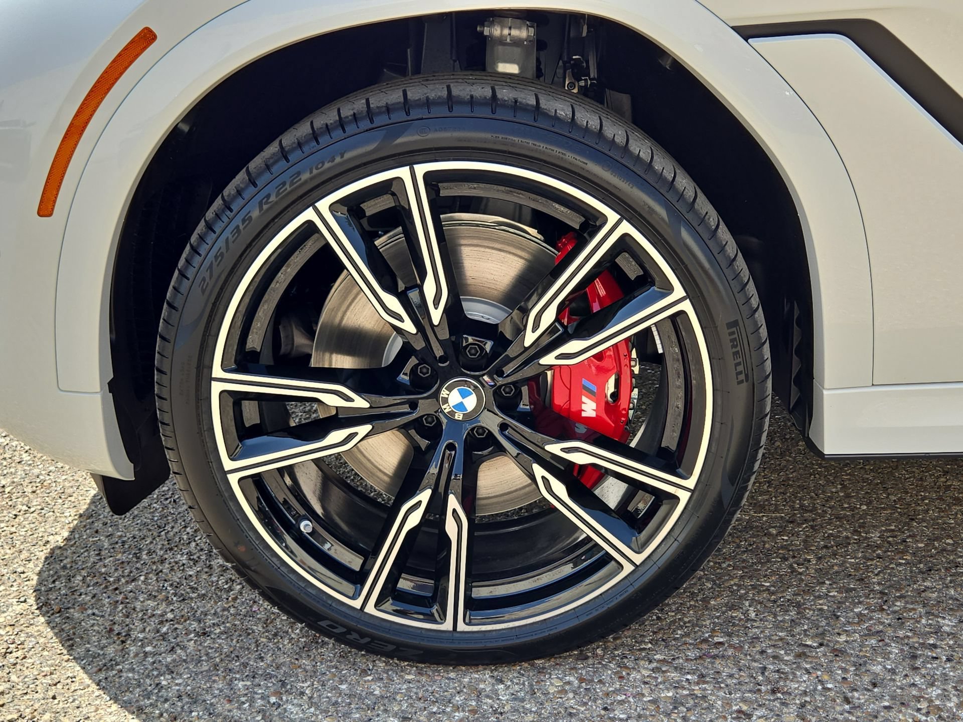 New 2027 BMW X6 M60i AWD/4WD image 11