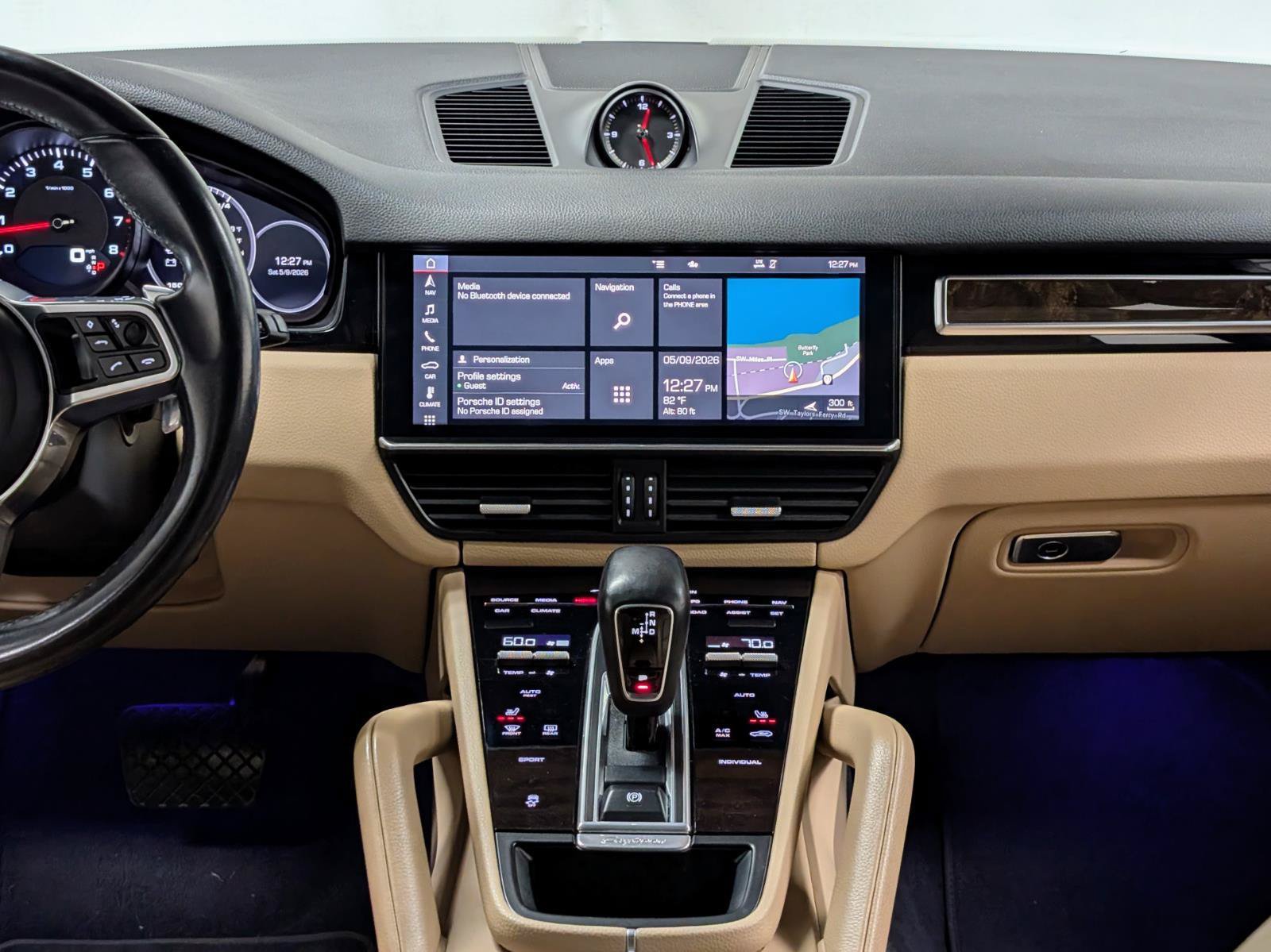 Used 2019 Porsche Cayenne AWD/4WD image 24