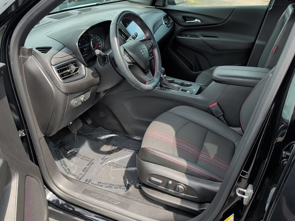 Used 2023 Chevrolet Equinox RS AWD/4WD image 33