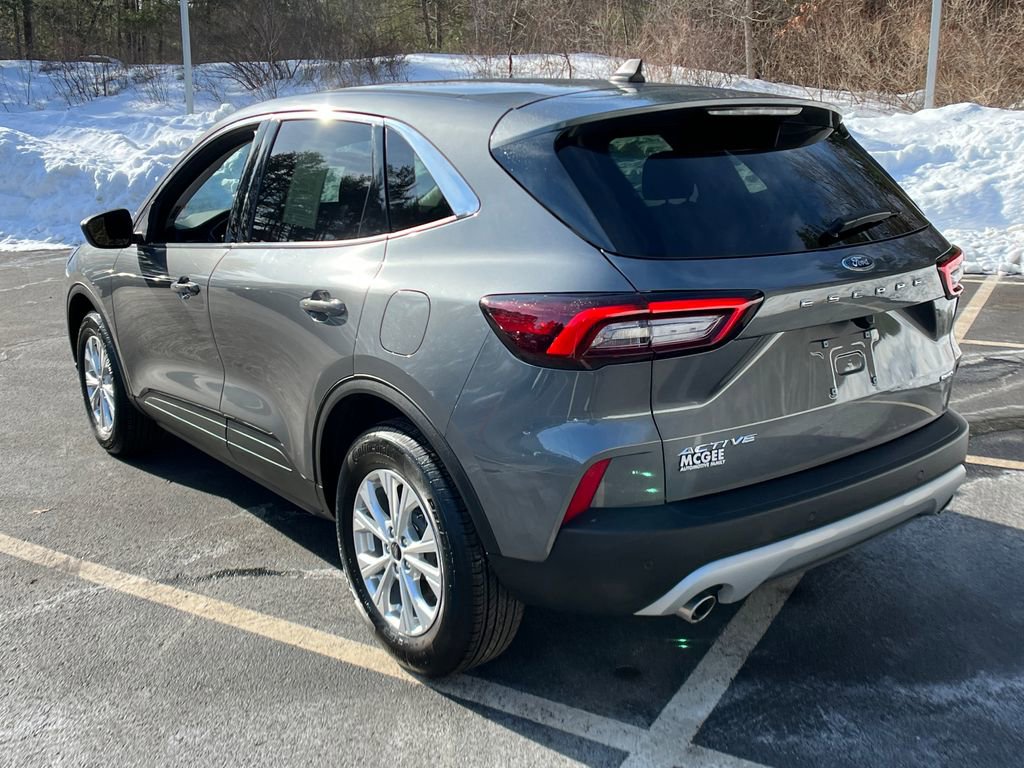 Used 2024 Ford Escape Active w/ Tech Pack #1 image 3