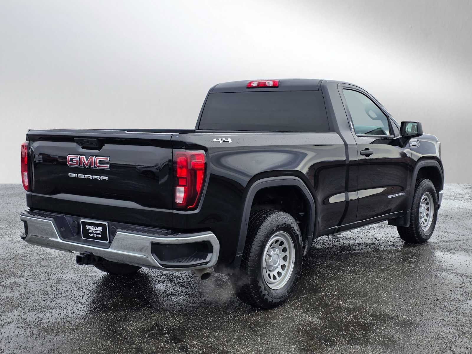 Certified 2025 GMC Sierra 1500 Pro w/ Pro Value Package AWD/4WD image 3