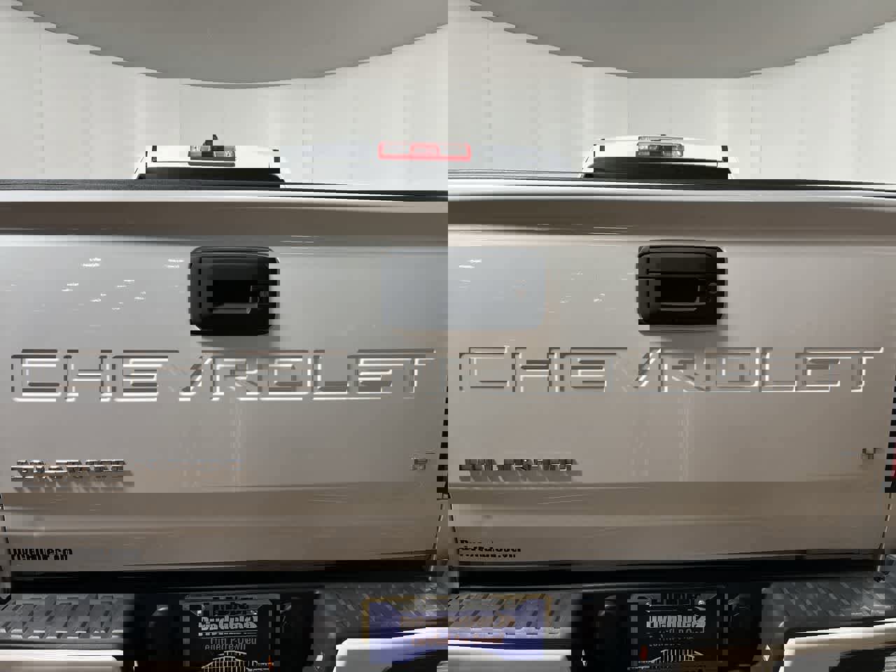 Used 2022 Chevrolet Colorado LT w/ Fleet Safety Package image 11