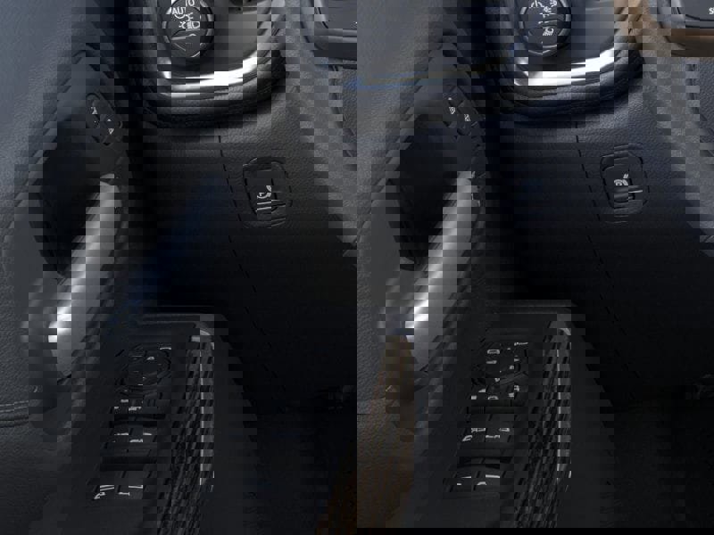 Used 2023 Chevrolet Silverado 3500 High Country w/ Technology Package image 68