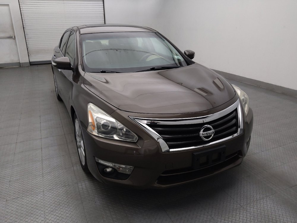 Used 2015 Nissan Altima 3.5 SL FWD image 14