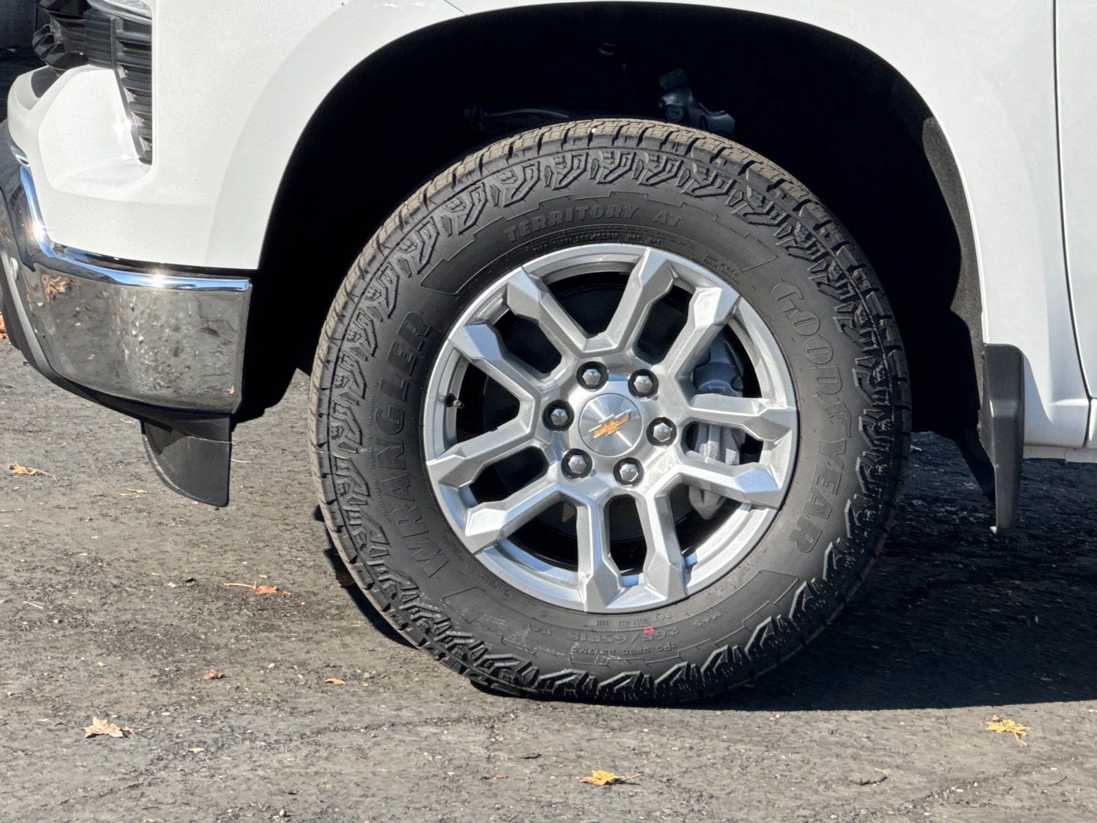 New 2026 Chevrolet Silverado 1500 LT w/ Safety Package image 30