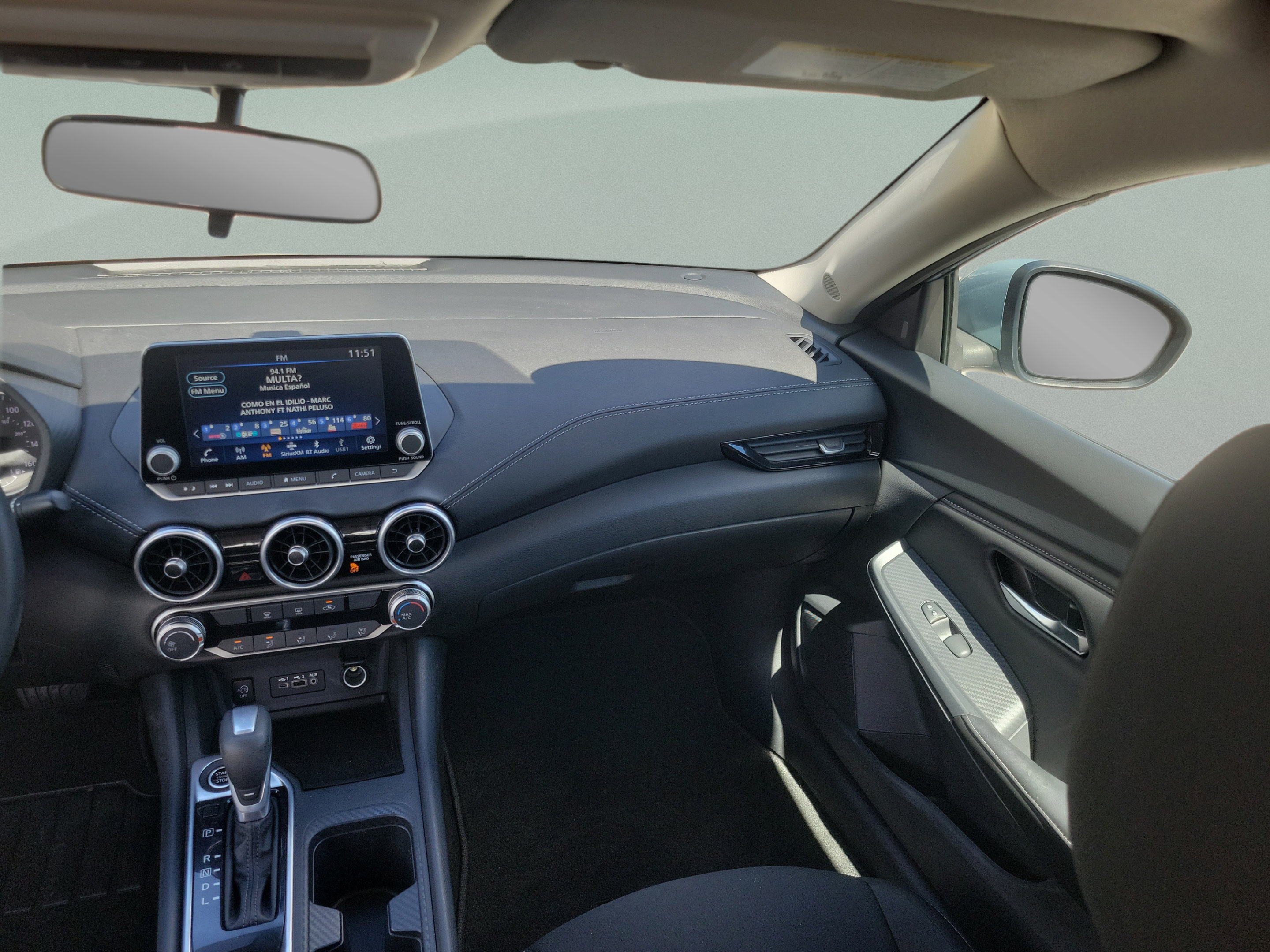 Used 2025 Nissan Sentra SV FWD image 9