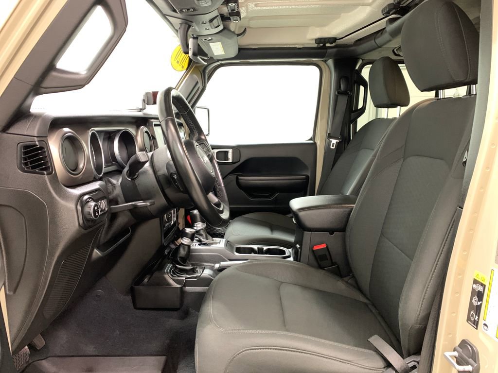 Used 2020 Jeep Gladiator Sport w/ Quick Order Package 24S image 4