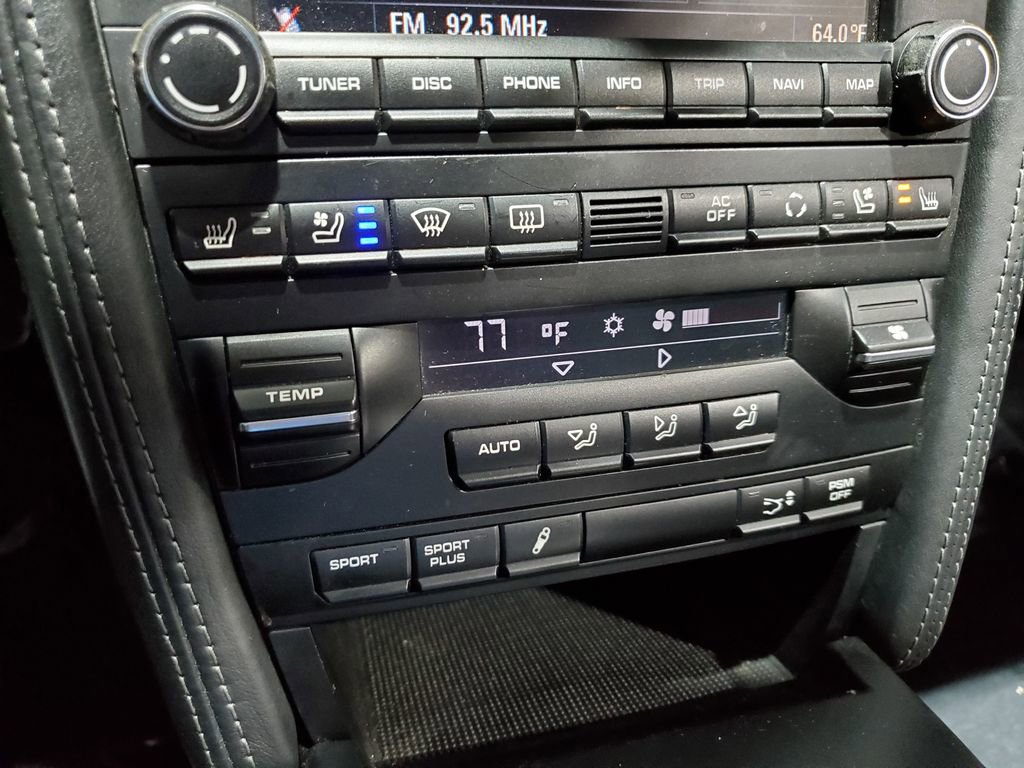 Used 2010 Porsche 911 Carrera 4S image 28