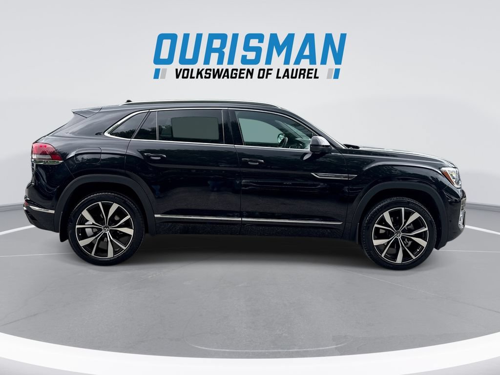Used 2024 Volkswagen Atlas Cross Sport SEL Premium R-Line AWD/4WD image 9
