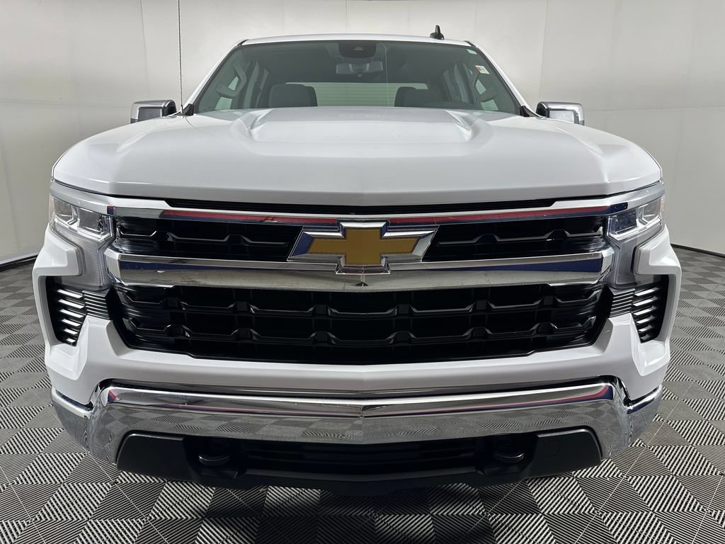 Used 2025 Chevrolet Silverado 1500 LT AWD/4WD image 8