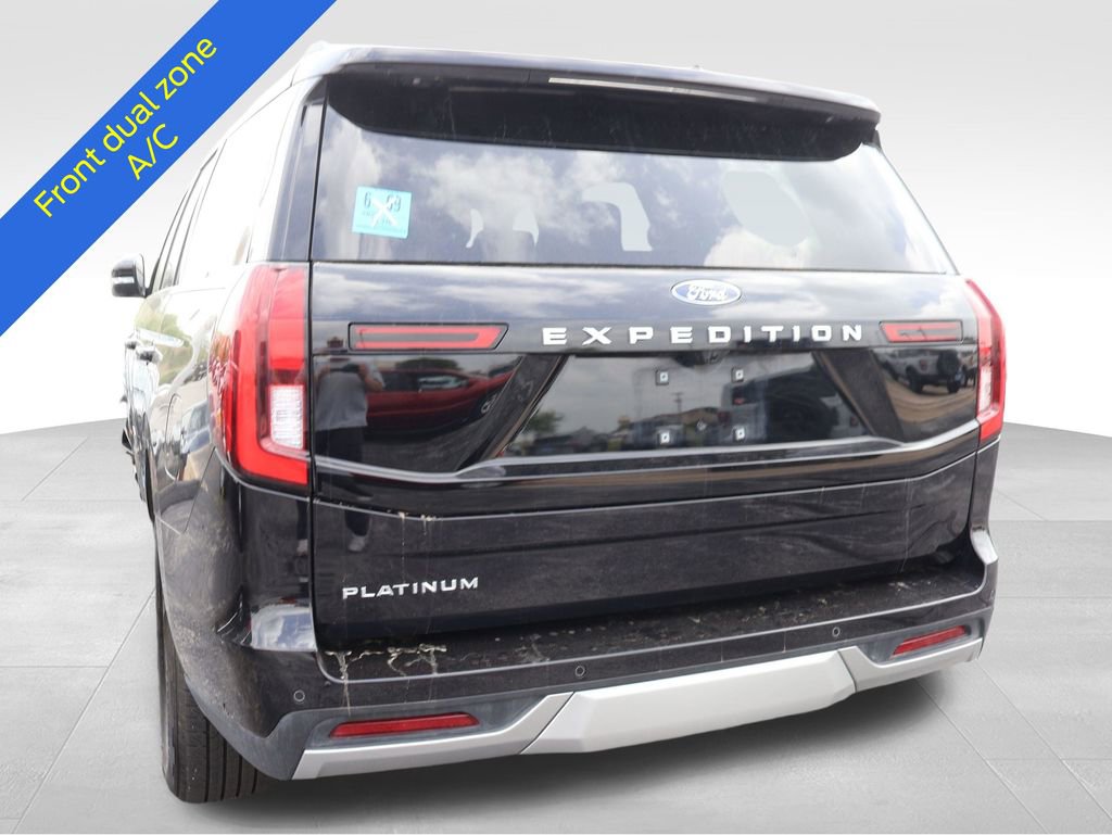 Used 2025 Ford Expedition Platinum AWD/4WD image 5