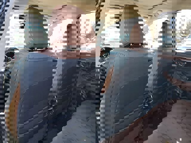 Certified 2025 Subaru Outback Touring w/ Popular Package #2 image 13