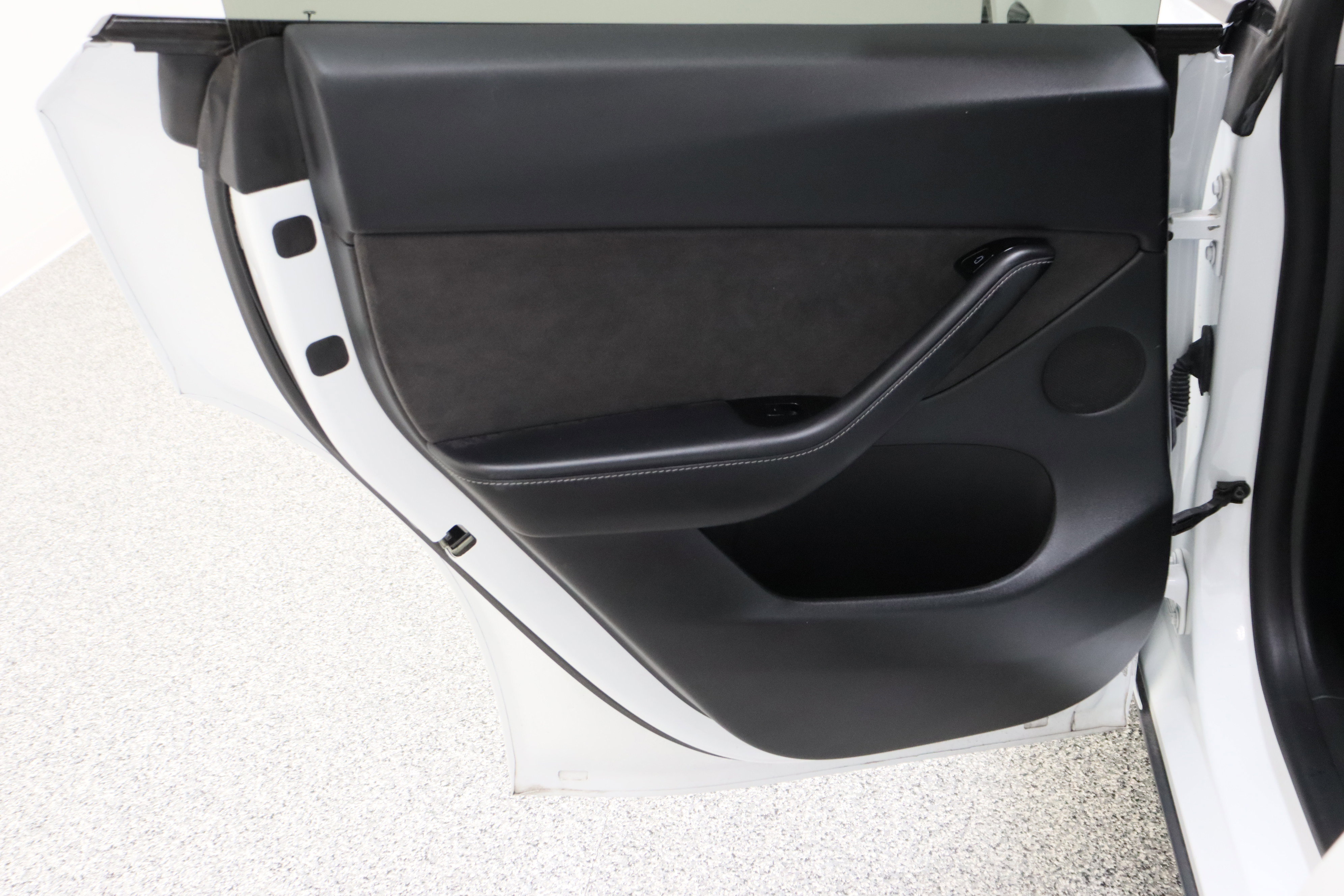 Used 2021 Tesla Model Y Performance image 24