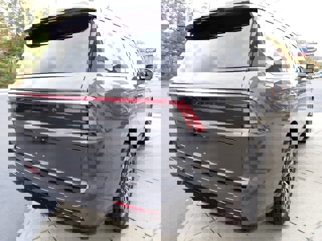 New 2025 Lincoln Navigator Black Label image 6