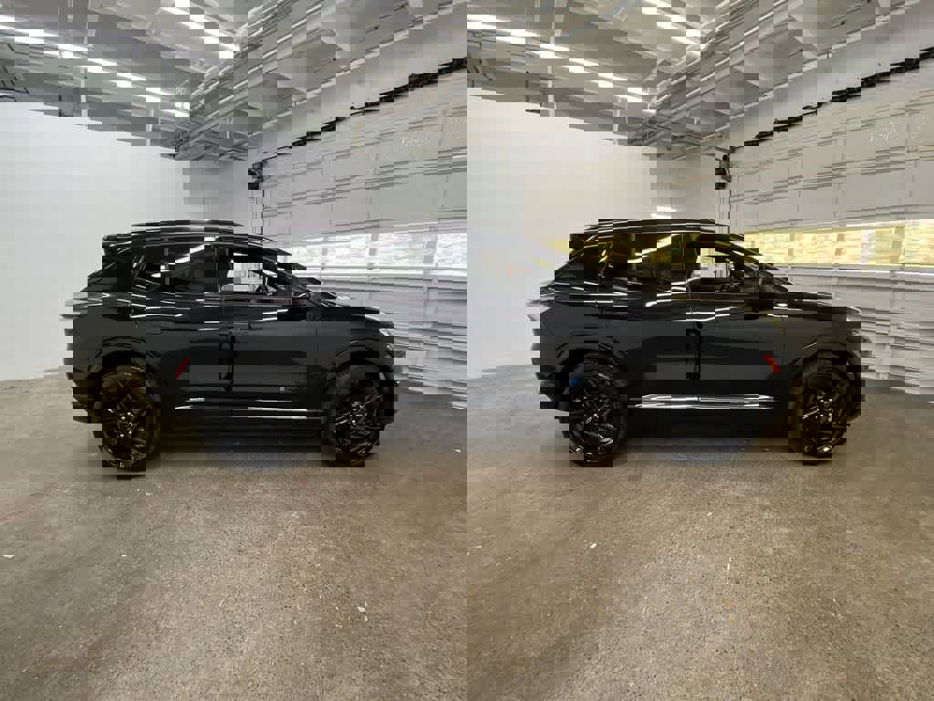 Used 2024 Chevrolet Equinox EV RS image 7