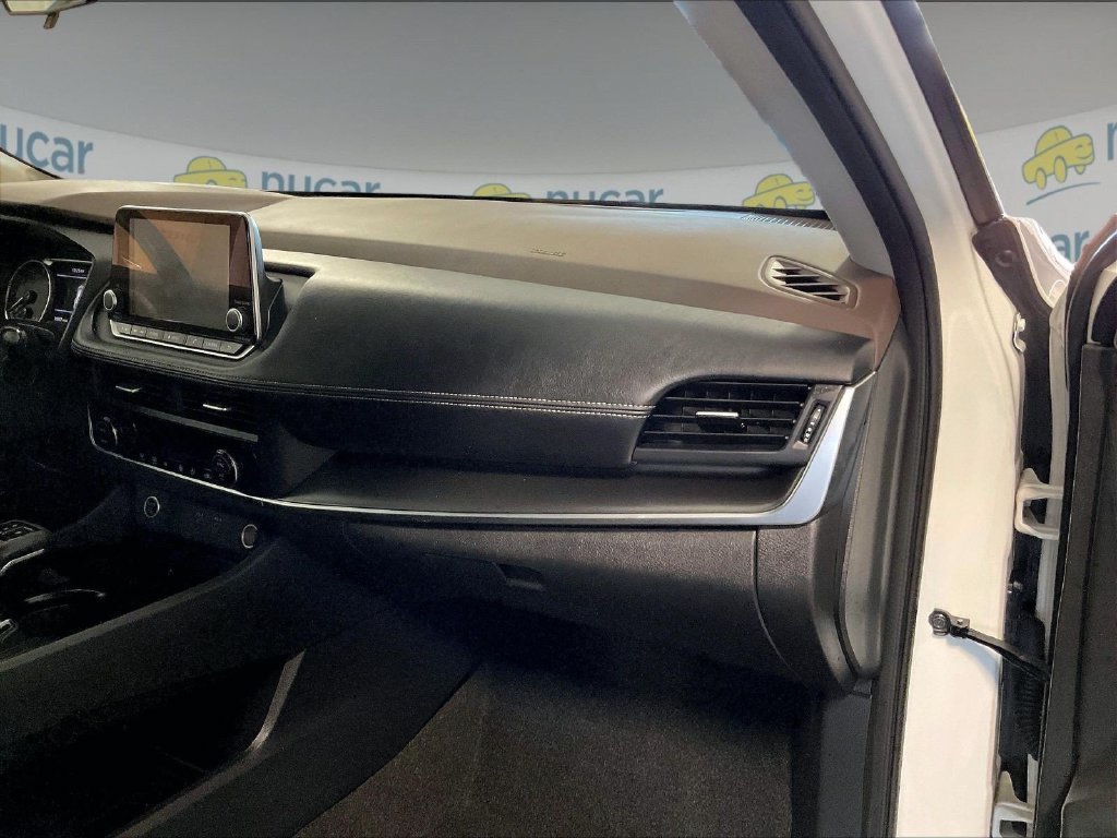 Certified 2023 Nissan Rogue SV AWD/4WD image 13